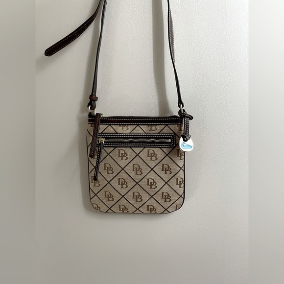 Dooney & Bourke Crossbody - Picture 1 of 7